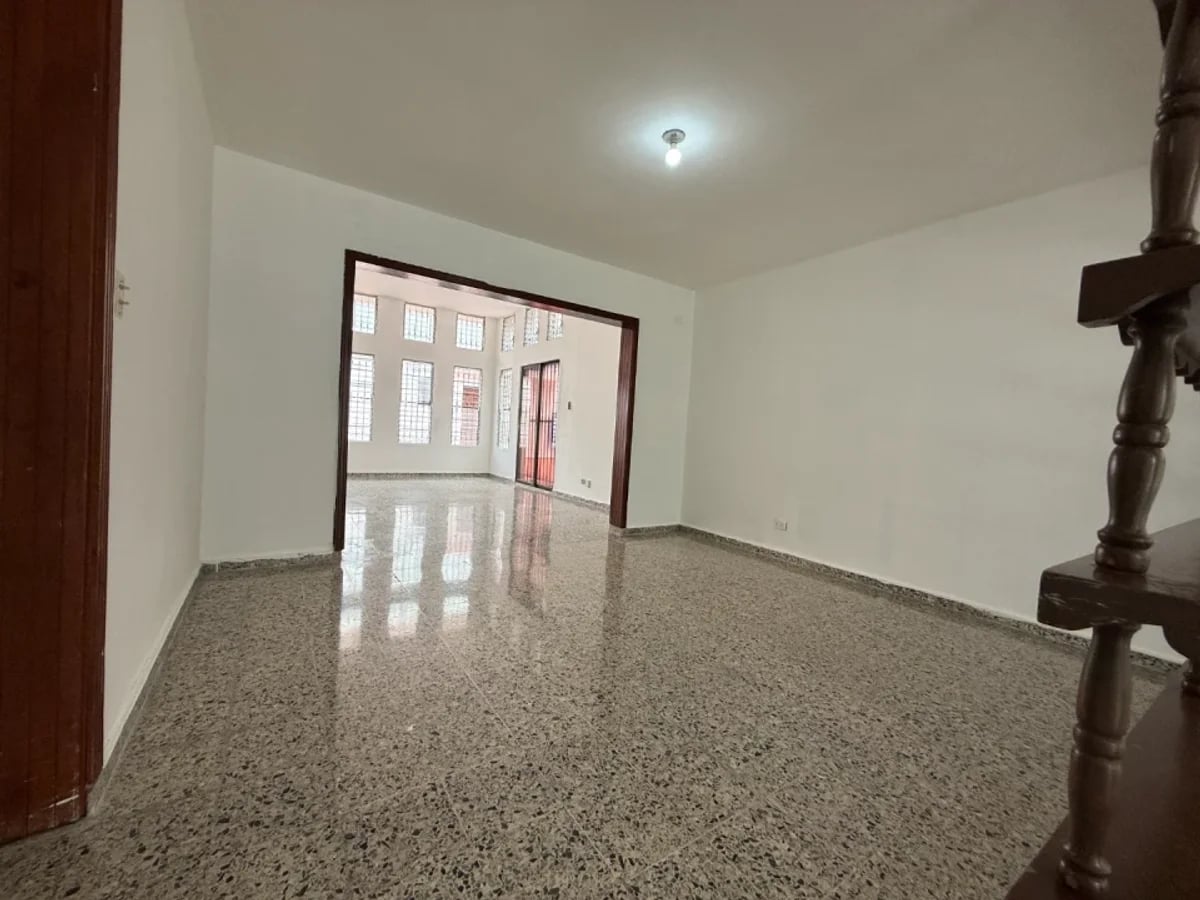 Local comercial en Los Prados, Santo Domingo – foto 7
