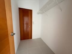Apartamento en alquiler en Evaristo Morales, Santo Domingo – foto 4