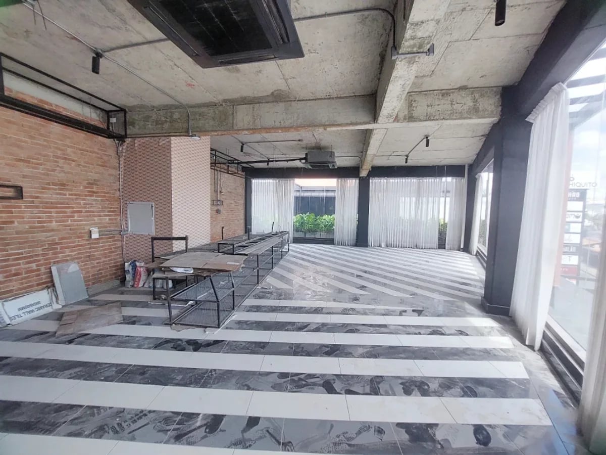 Local Comercial en Arroyo Hondo, Santo Domingo – foto 2