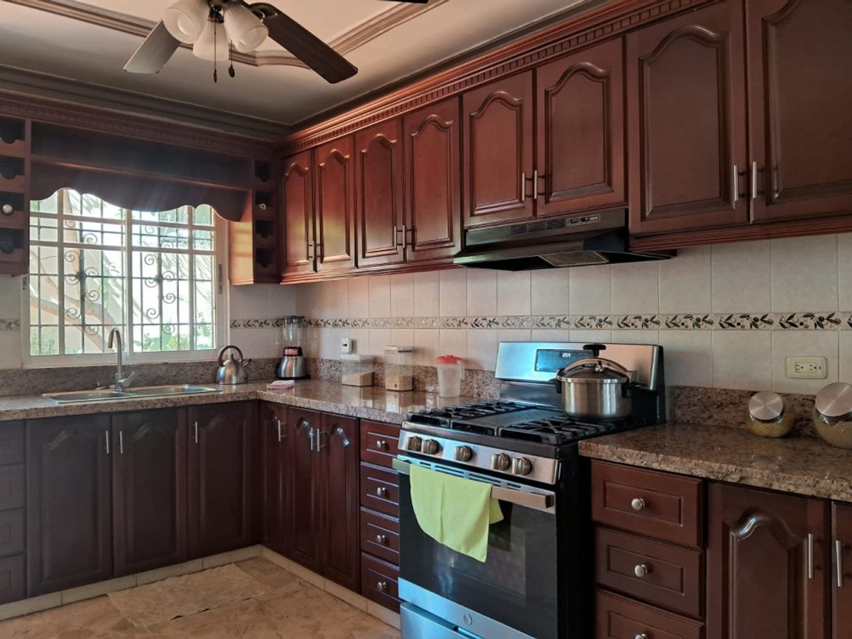 Casa en Corales del Sur, Santo Domingo Este – foto 6