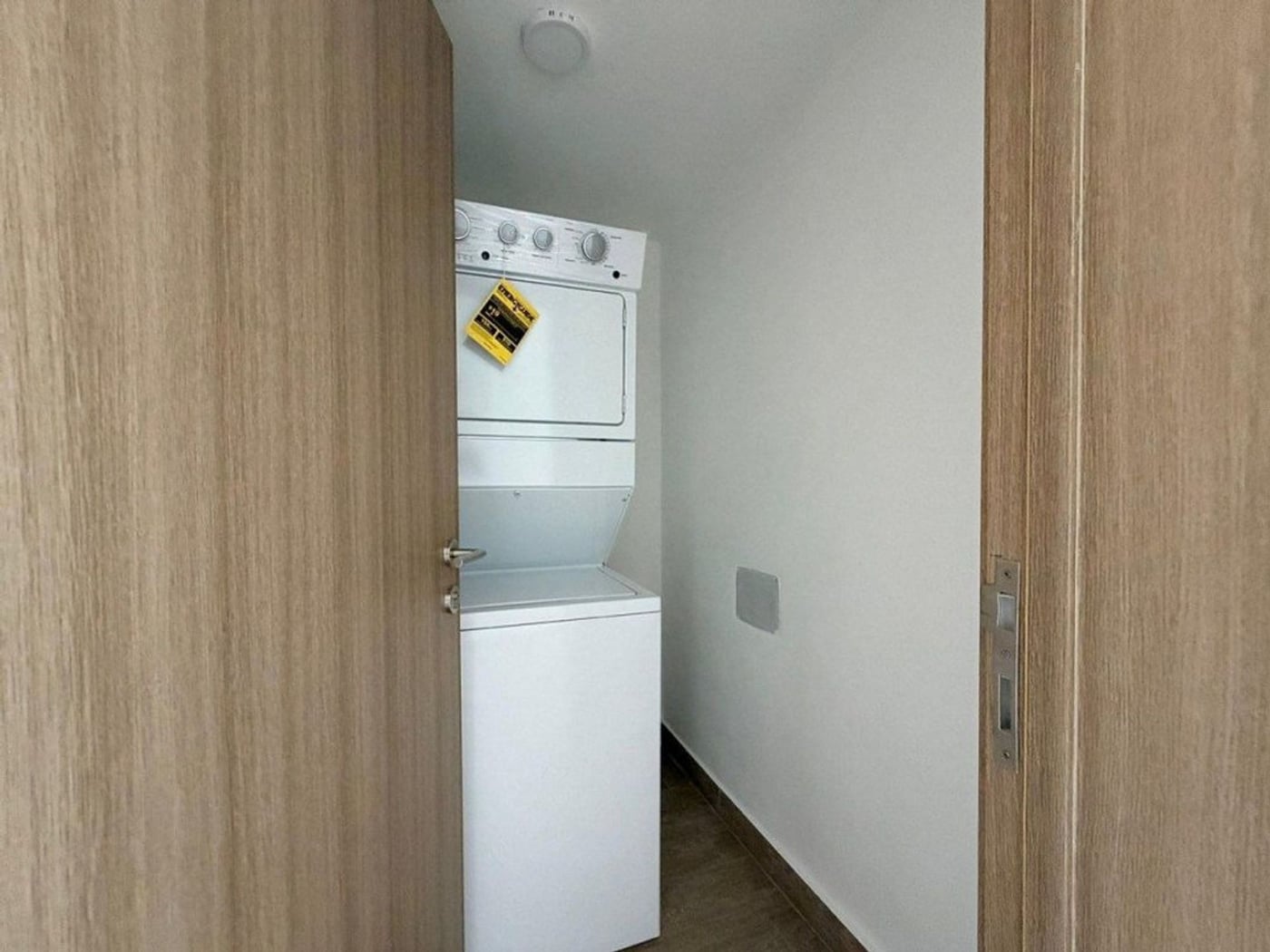 APARTAMENTO EN ALQUILER 2 DORMITORIOS DOWNTOWN PUN – foto 5