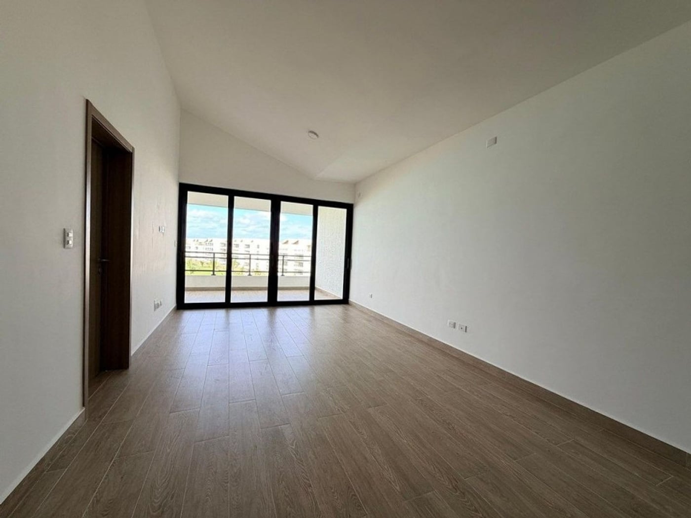 APARTAMENTO EN ALQUILER 2 DORMITORIOS DOWNTOWN PUN – foto 4