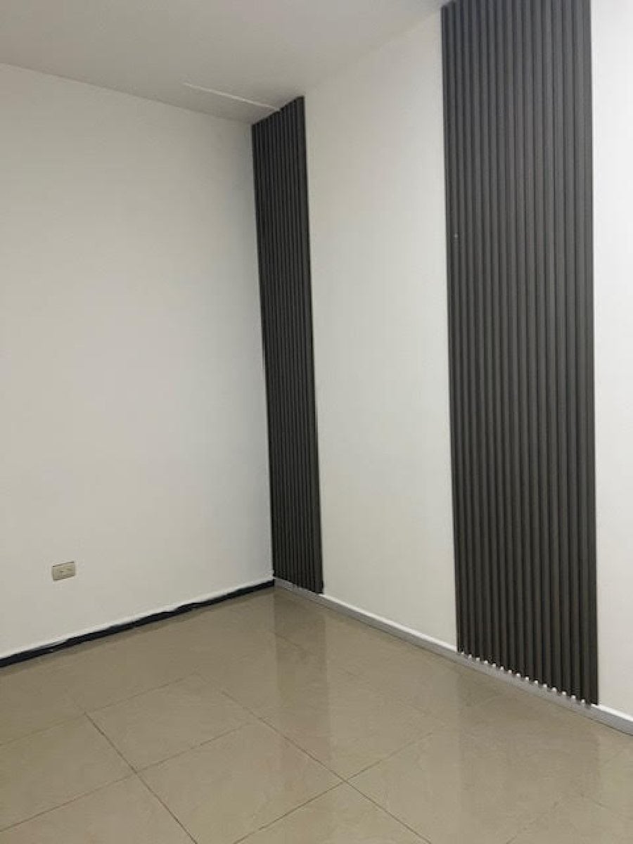 Local comercial en Los Prados – foto 2