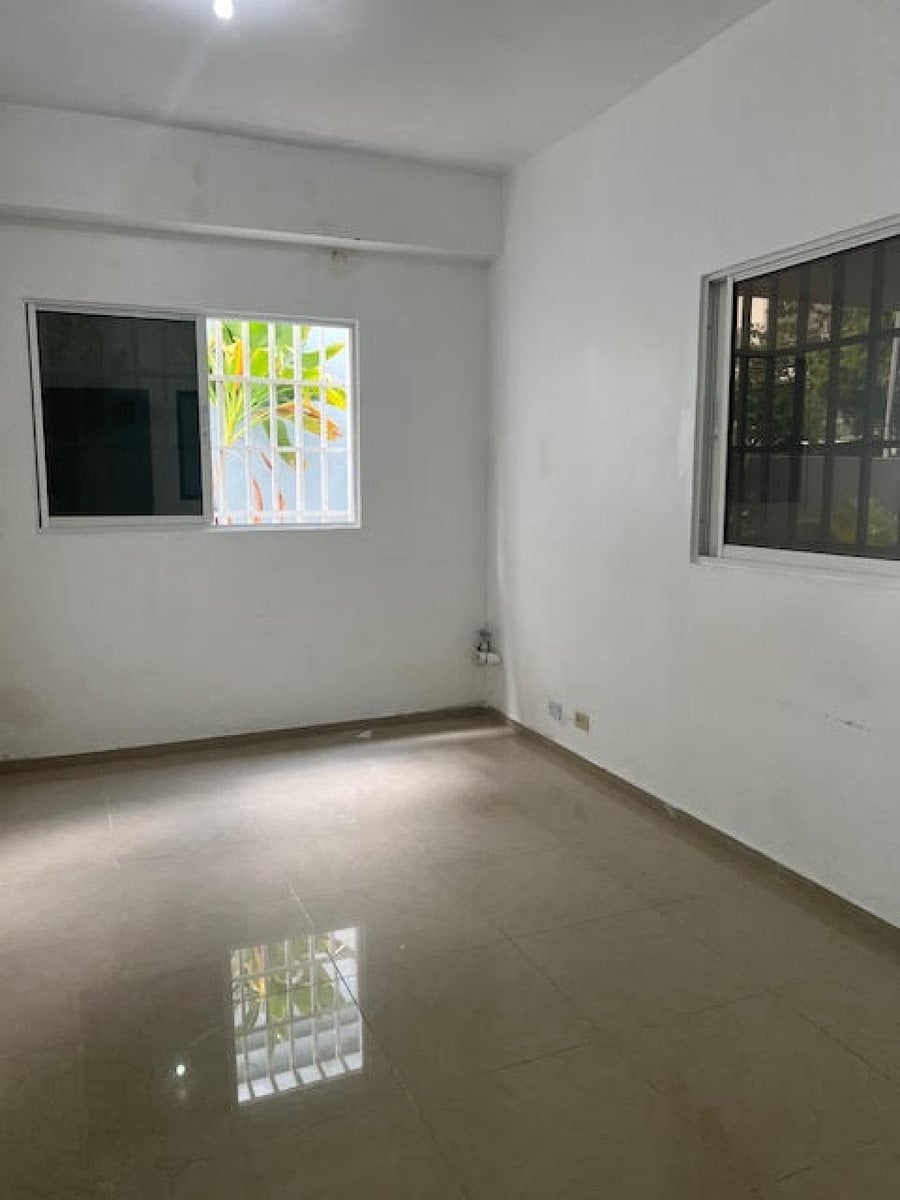 Local comercial en Los Prados – foto 1