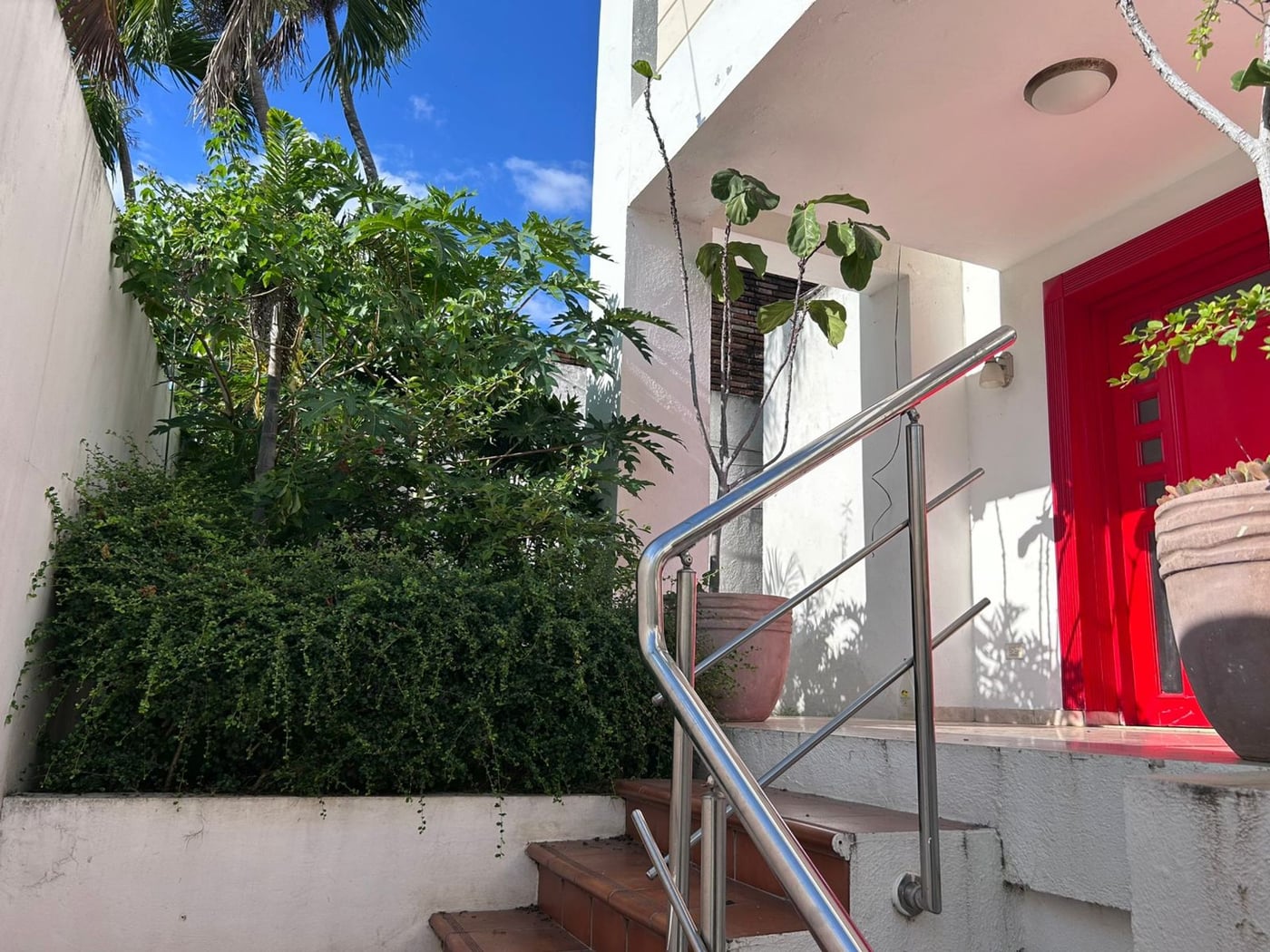 CASA EN VENTA 3 DORMITORIOS SANTO DOMINGO – foto 2