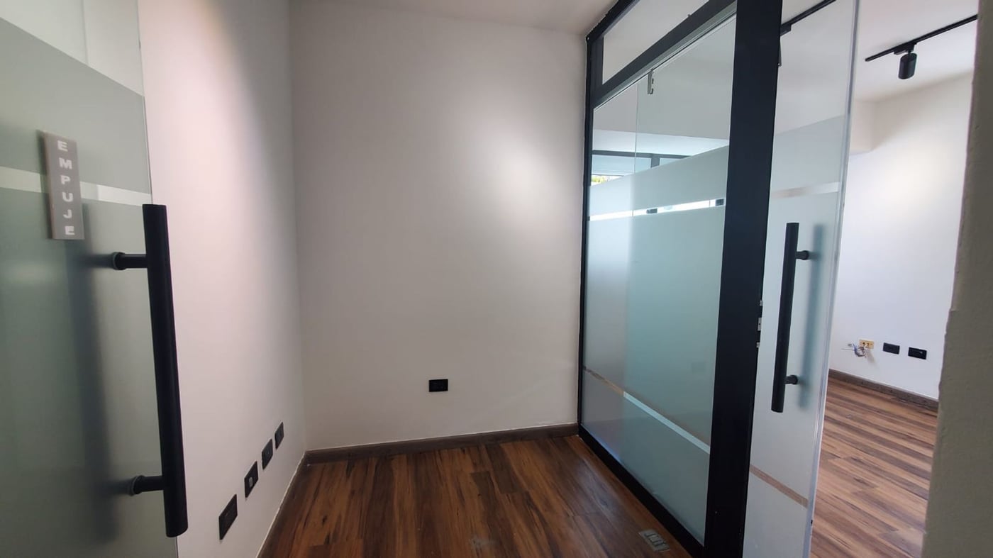 Oficina en alquiler | urbanización fernández – foto 3