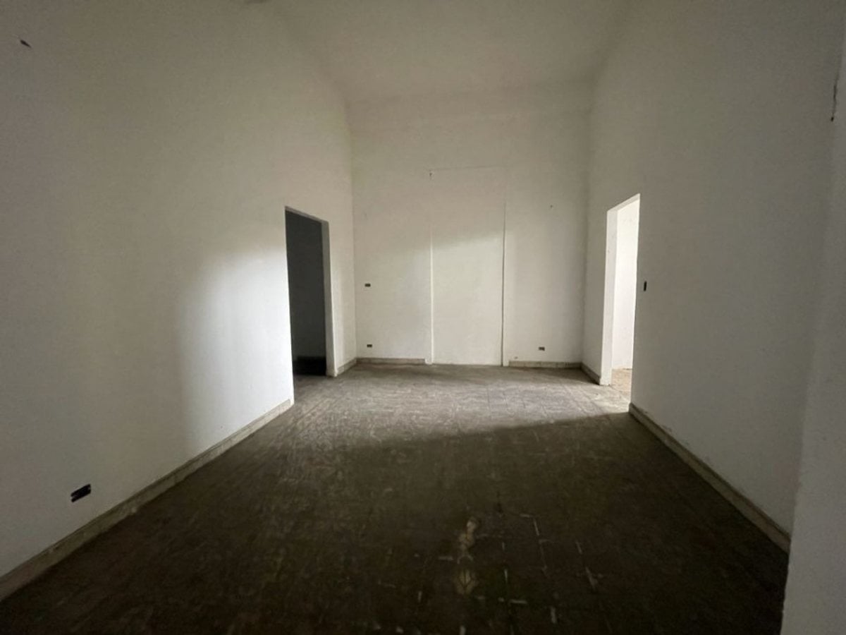 Edificio en alquiler en Zona Colonial, Santo Domingo – foto 1