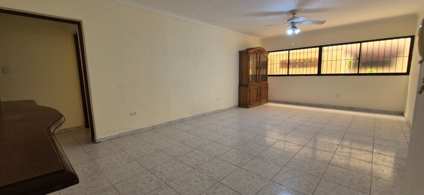 Amplio Apartamento en Alquiler Las Praderas – foto 6