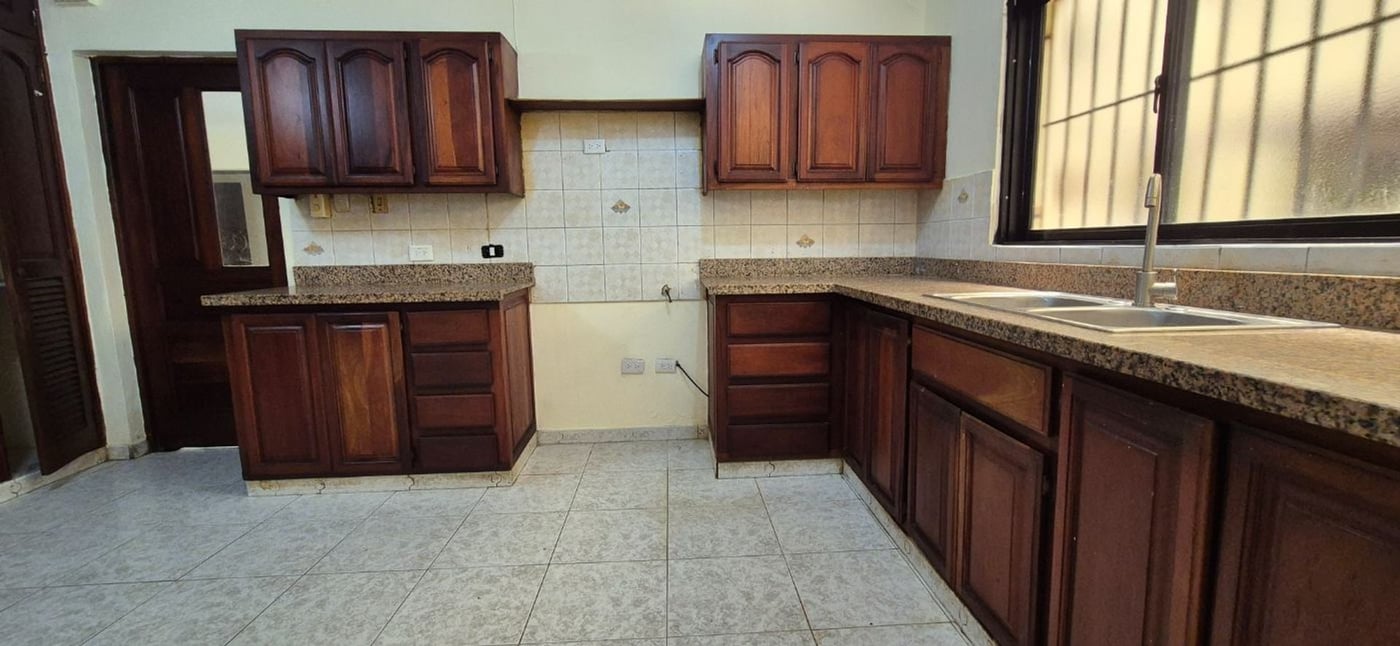 Amplio Apartamento en Alquiler Las Praderas – foto 10