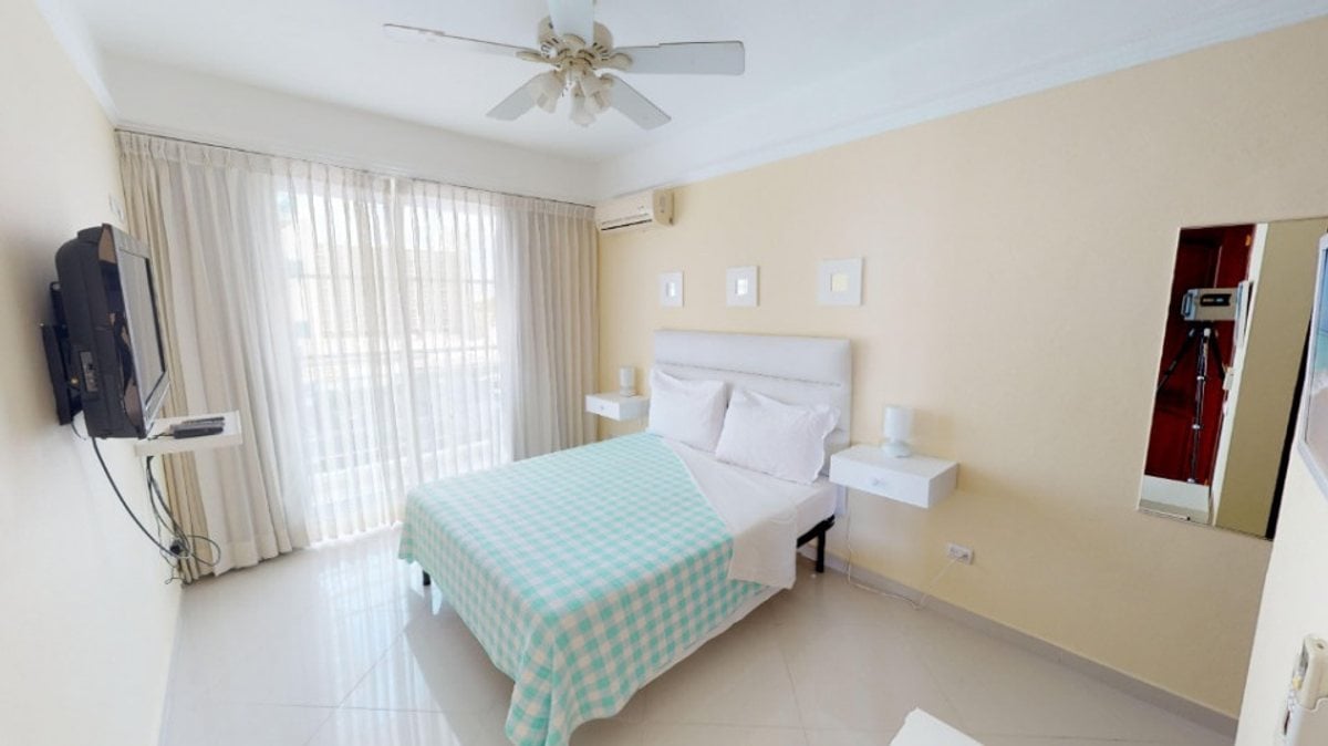 Hotel en Gazcue, Santo Domingo con 12 parqueos – foto 4