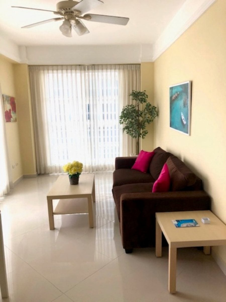 Hotel en Gazcue, Santo Domingo con 12 parqueos – foto 10