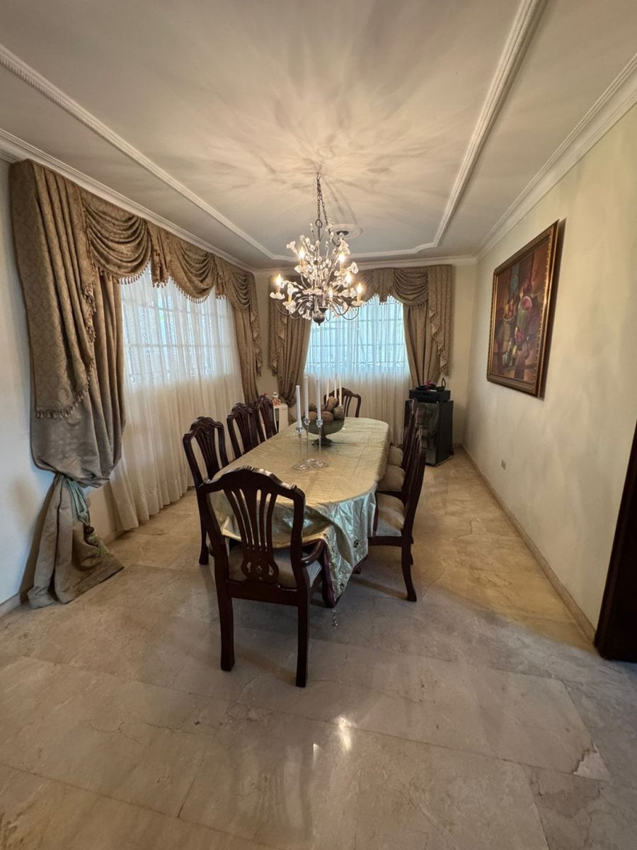 Casa en Altos de Arroyo Hondo II, Santo Domingo – foto 6