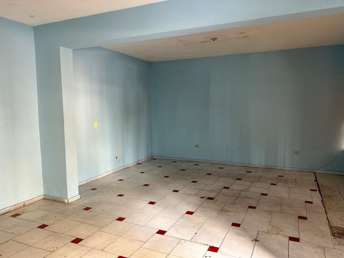 Local comercial o de oficina en primer nivel – foto 2