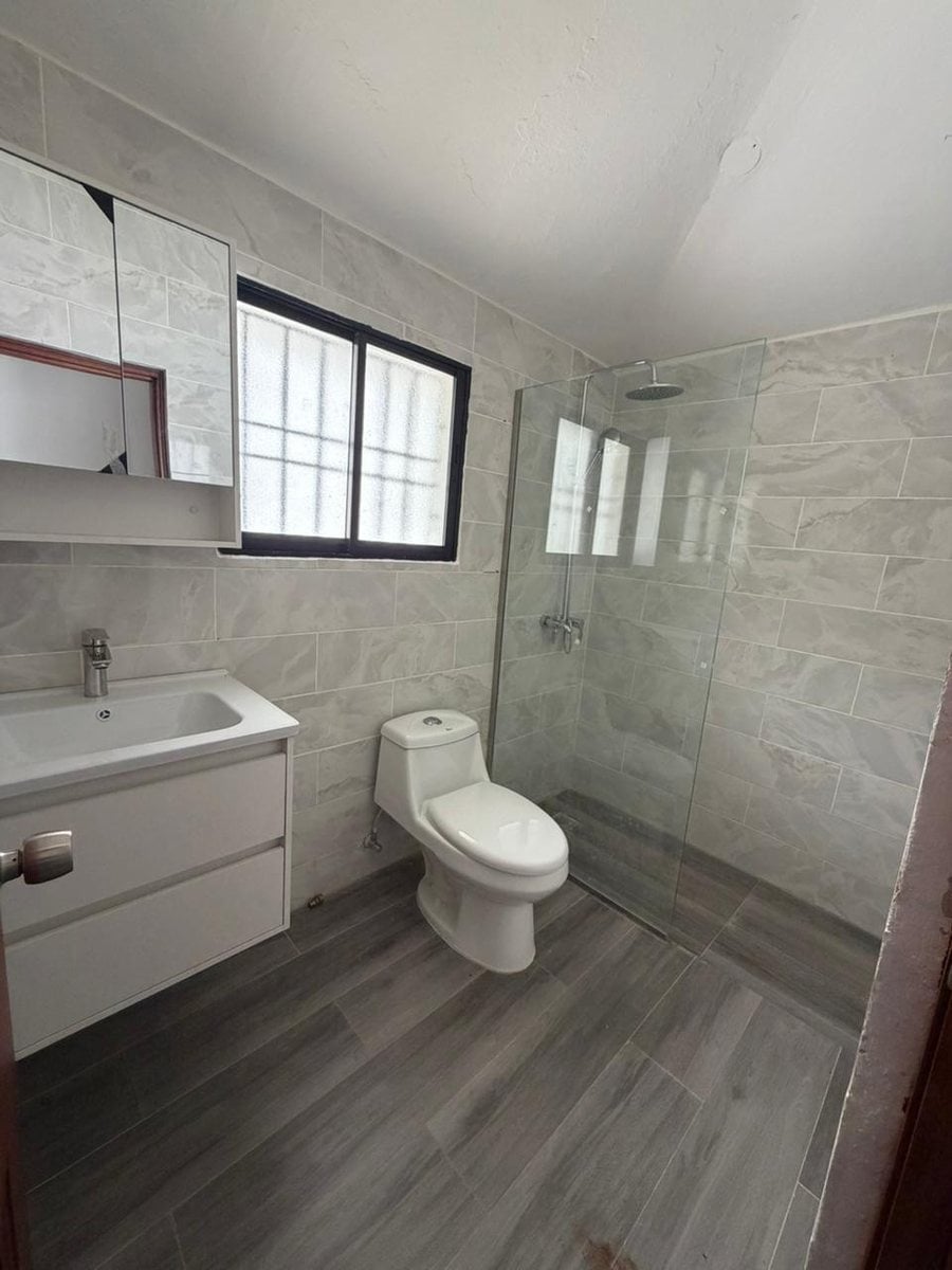 Casa remodelada en Arroyo Hondo – foto 7