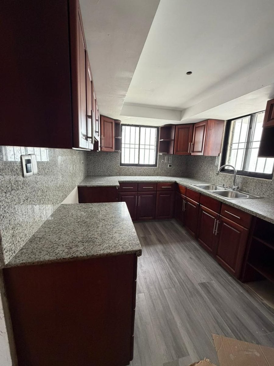 Casa remodelada en Arroyo Hondo – foto 3