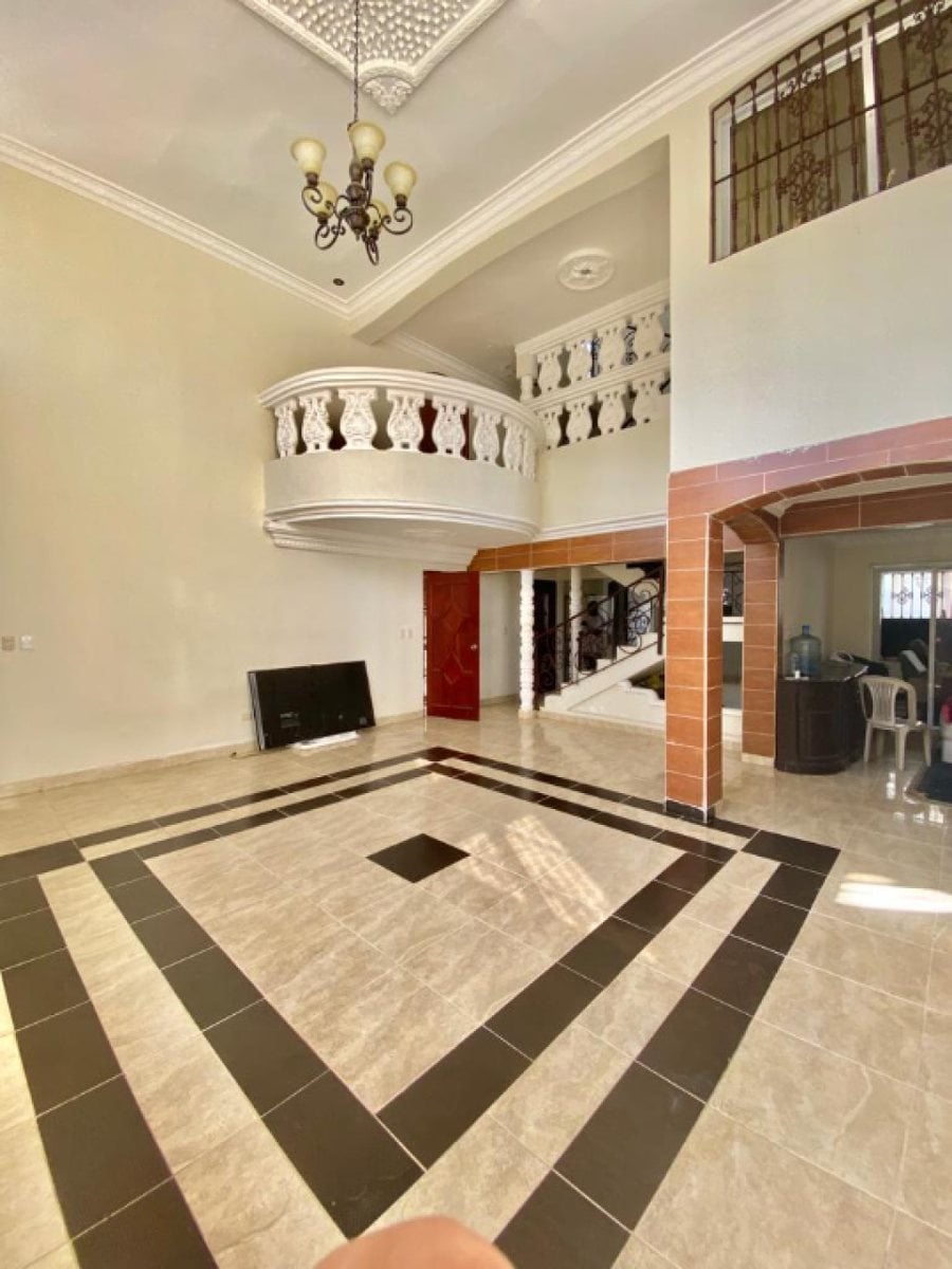 Casa en Bella Vista, Santo Domingo – foto 8