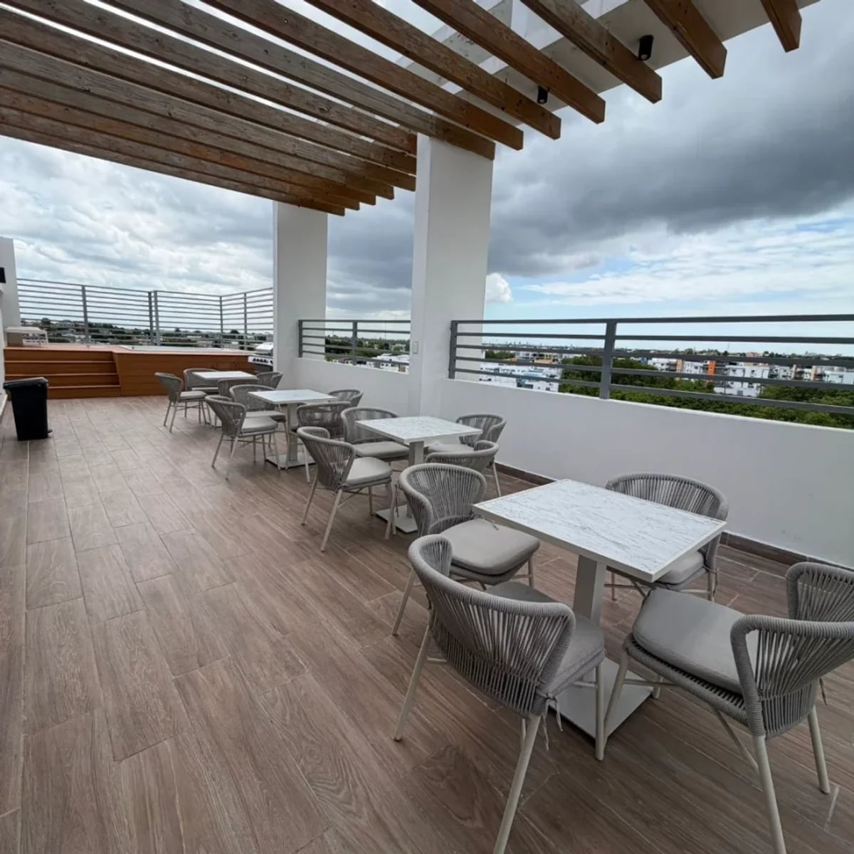 Apartamento en venta en torre moderna en Sto.Dgo Norte – foto 3