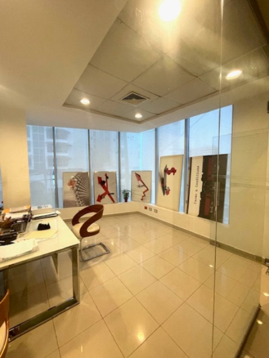 Edificio en venta – foto 10