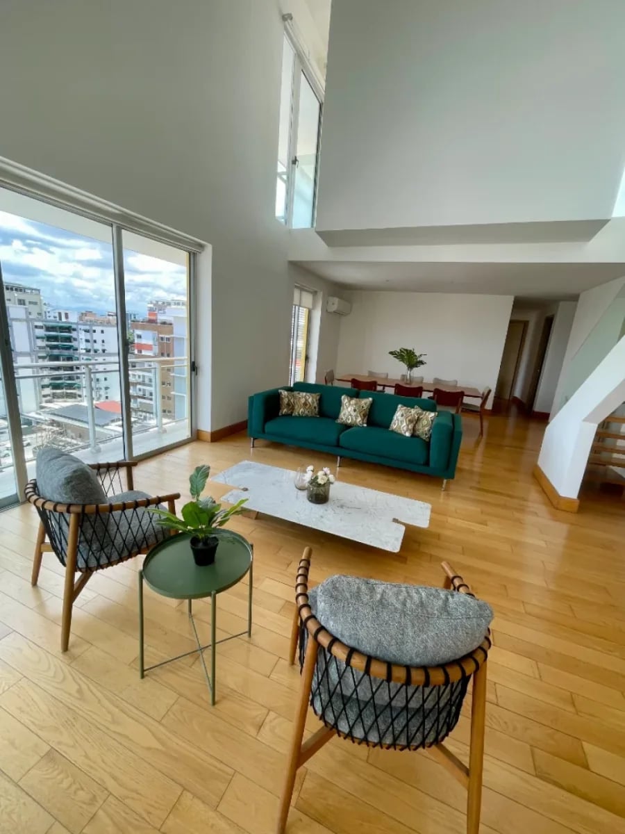 Penthouse amueblado en Evaristo Morales – foto 1