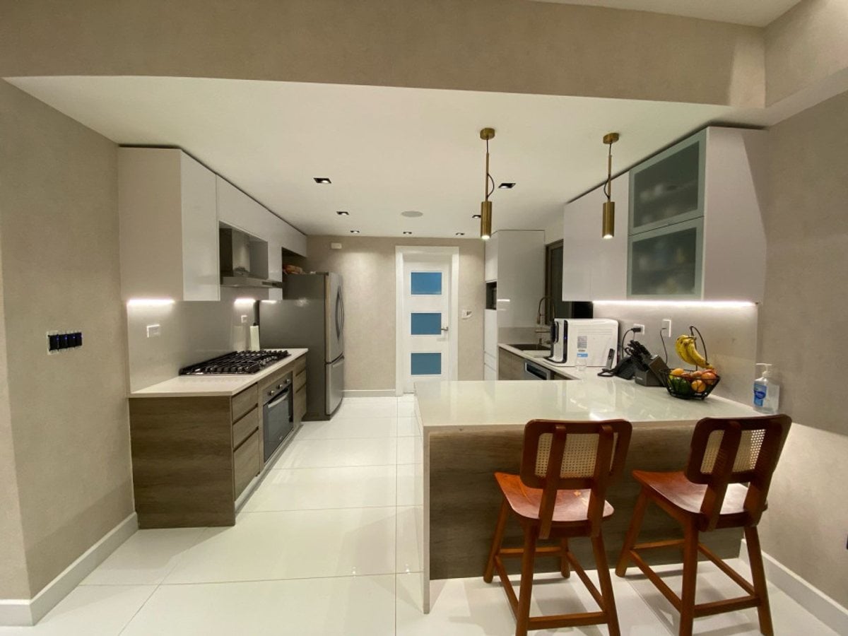 Apartamento de Lujo en Urbanización Real – foto 6