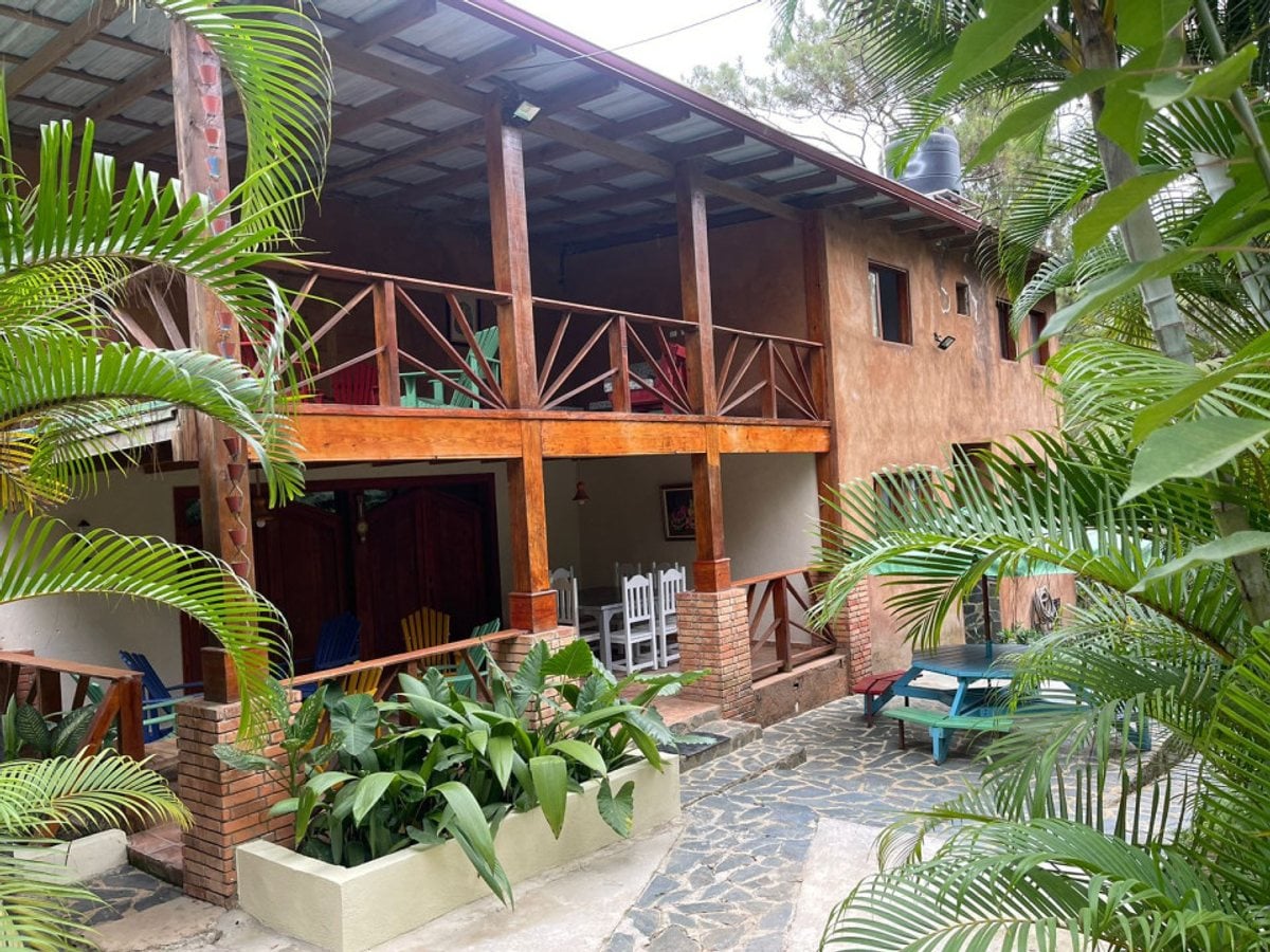 Casa en Jarabacoa, Buena Vista, 4 habitaciones – foto 1