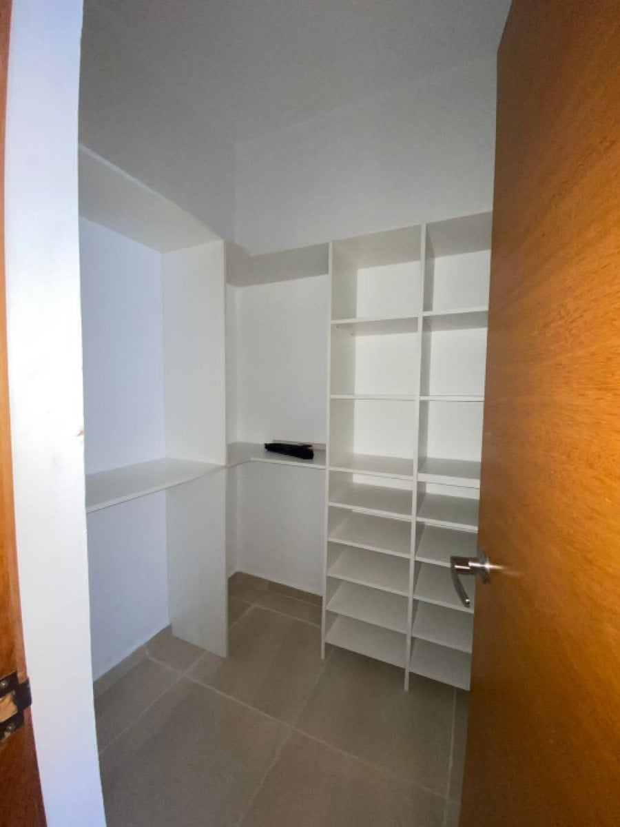 Apartamento En Evaristo Morales, Santo Domingo De – foto 9