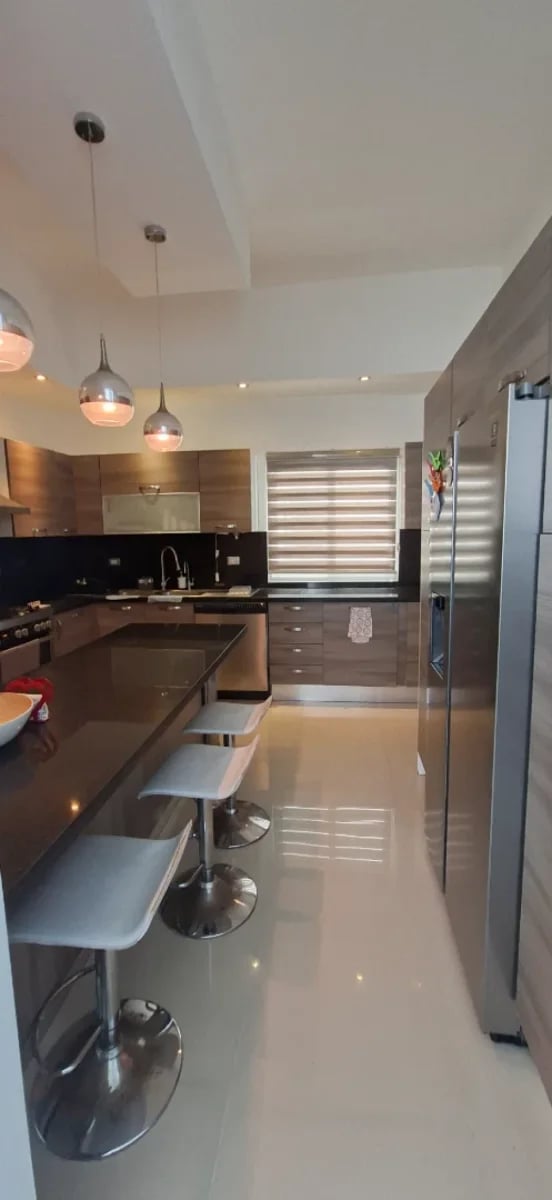 Alquiler de Apartamento Amueblado con Terraza – foto 5