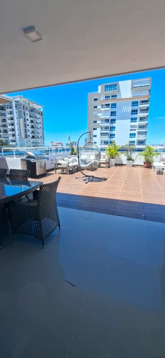 Alquiler de Apartamento Amueblado con Terraza – foto 12