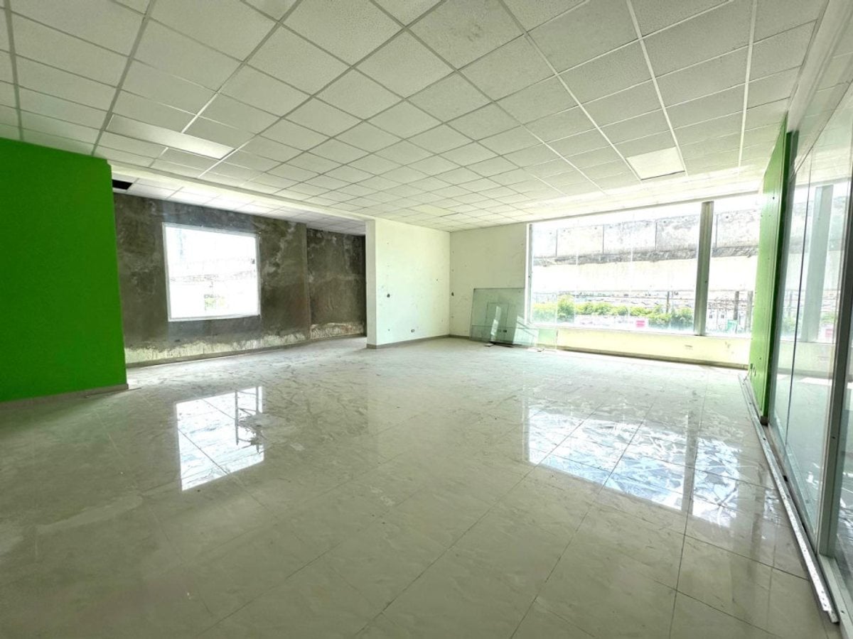 Edificio comercial en alquiler Km. 14 Aut. Duarte – foto 2