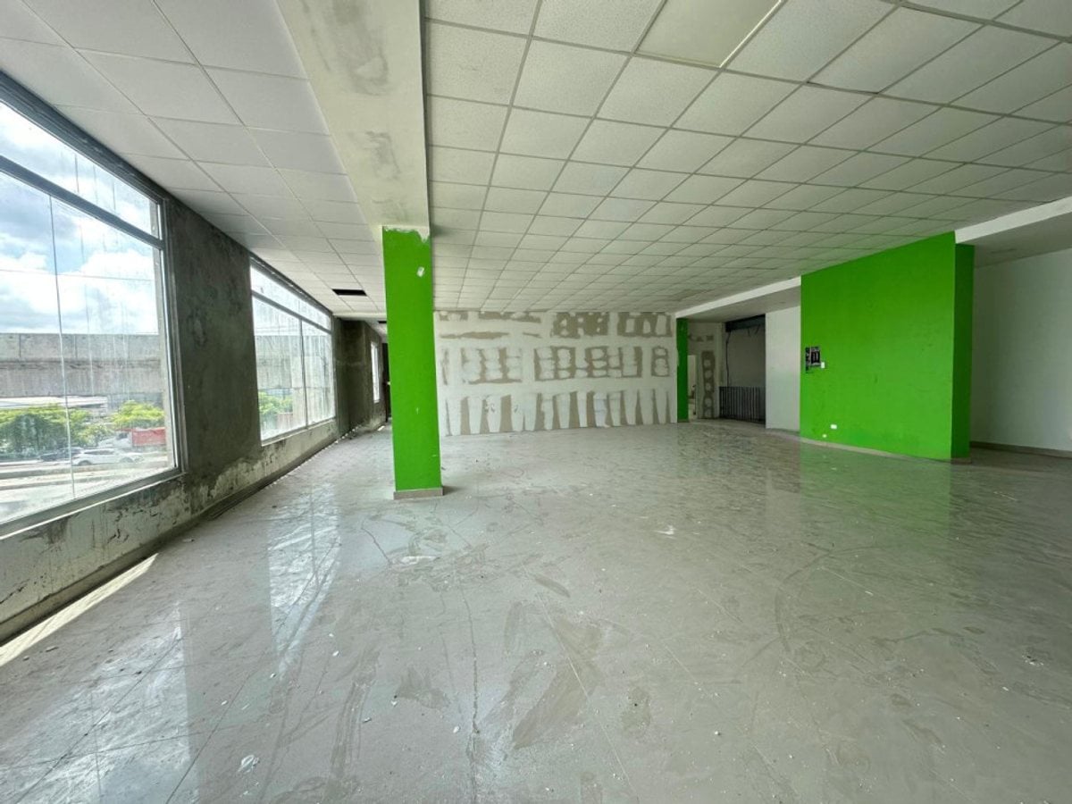 Edificio comercial en alquiler Km. 14 Aut. Duarte – foto 4