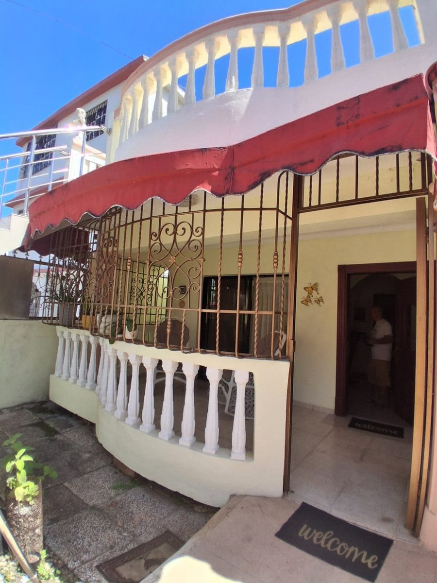 Casa en Prado Oriental, Santo Domingo Este – foto 2