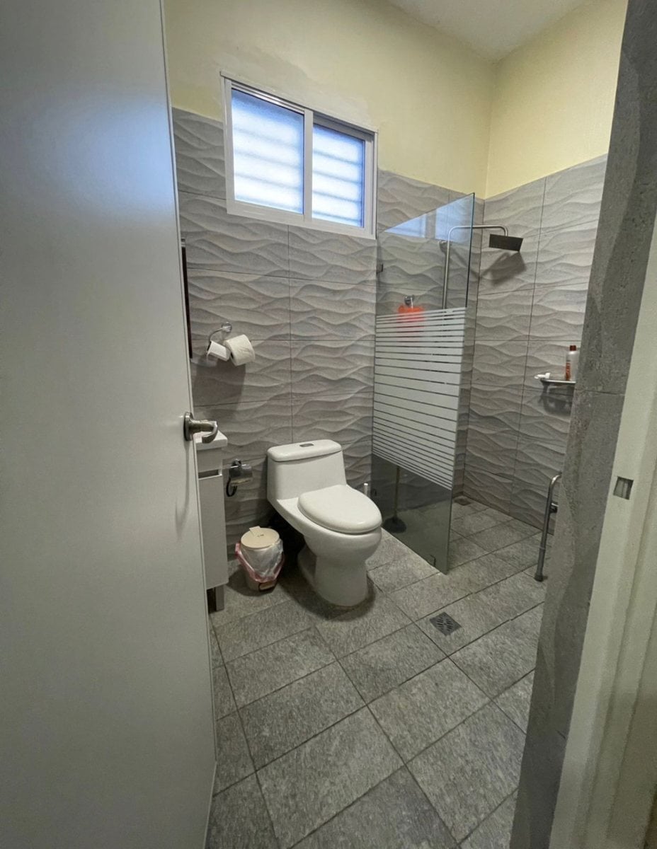 Vendo casa en Puerta de Hierro, Arroyo Hondo – foto 3