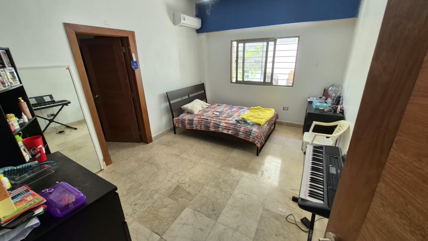 Apartamento en venta 4 habs 2do nivel con terraza – foto 9