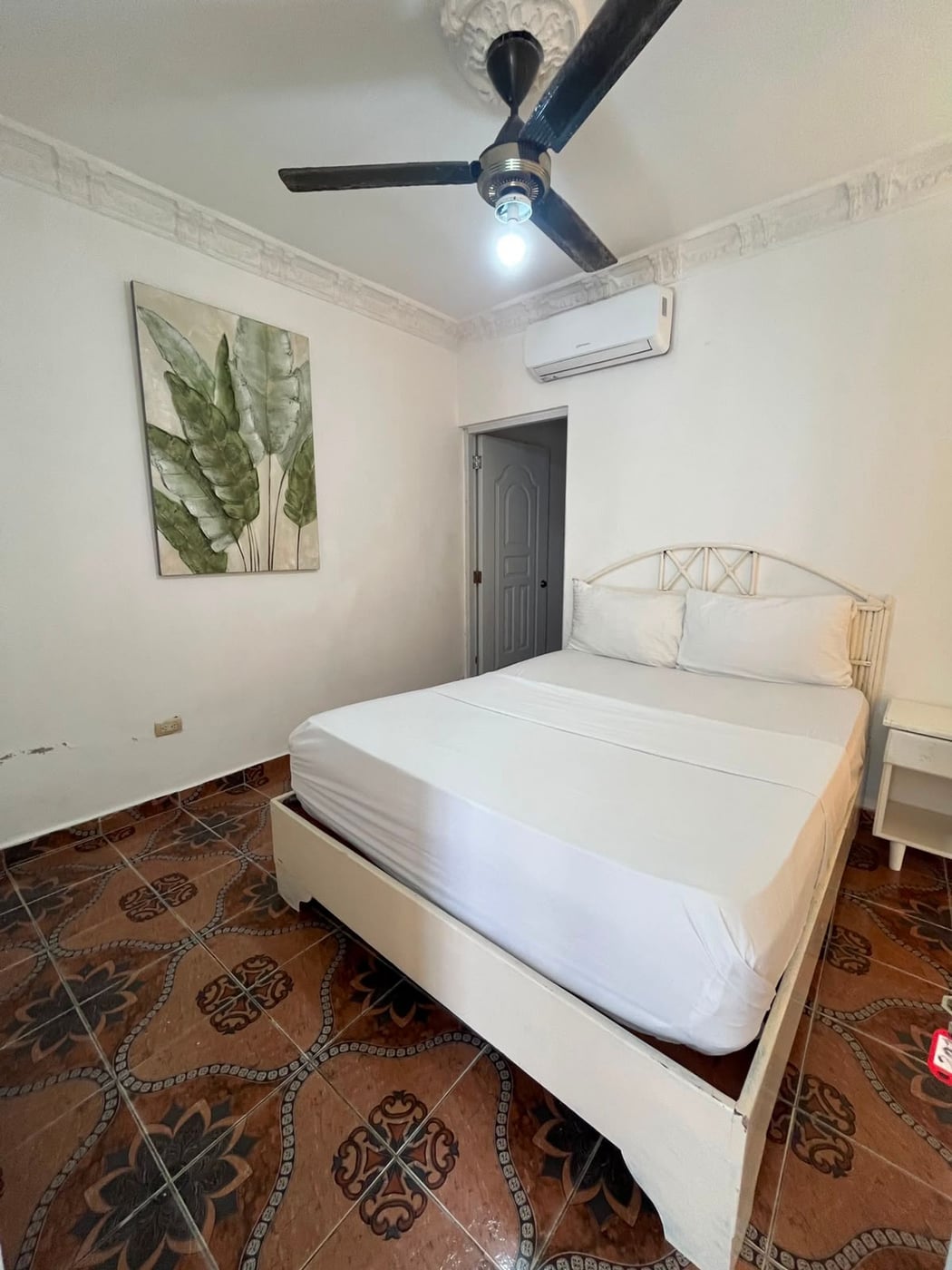 HOTEL DE VENTA EN JUAN DOLIO – foto 11