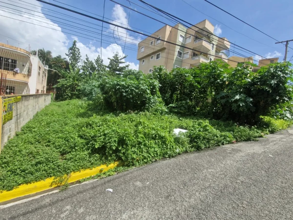 Terreno en Reparto de Rosa, Santo Domingo Oeste – foto 1