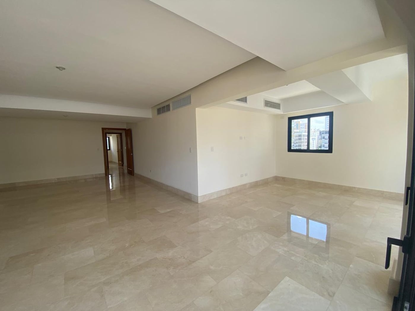APARTAMENTO EN ALQUILER 3 DORMITORIOS NACO – foto 6