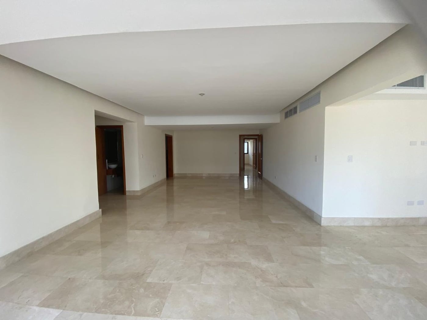 APARTAMENTO EN ALQUILER 3 DORMITORIOS NACO – foto 5
