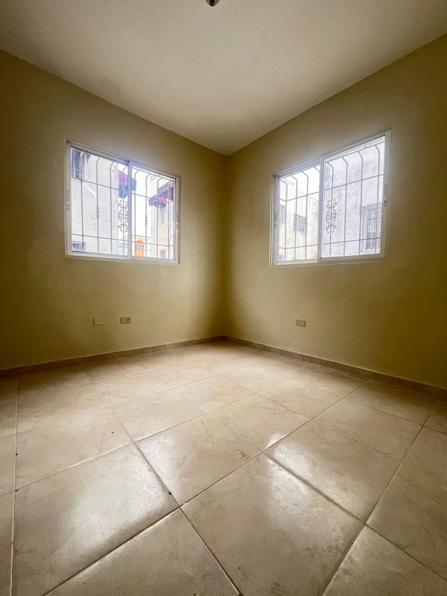 APARTAMENTO EN VENTA 3 DORMITORIOS JACOBO MAJLUTA – foto 8