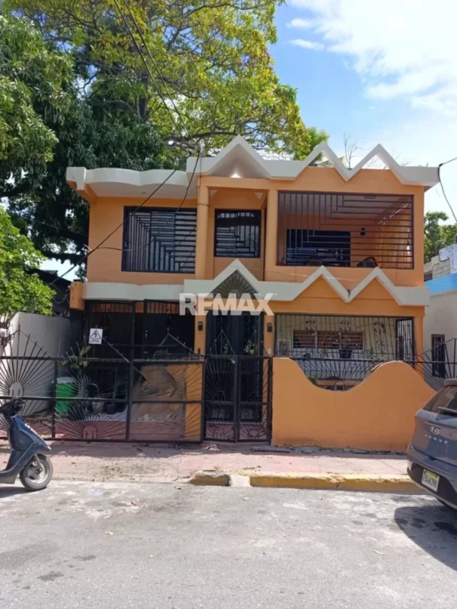 Casa en Centro de Azua – foto 9