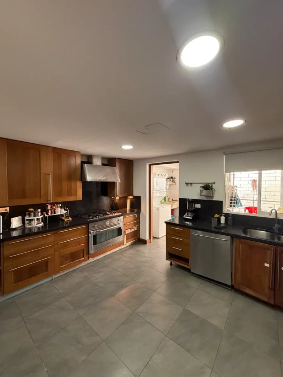 Local comercial en alquiler en Viejo Arroyo Hondo – foto 1