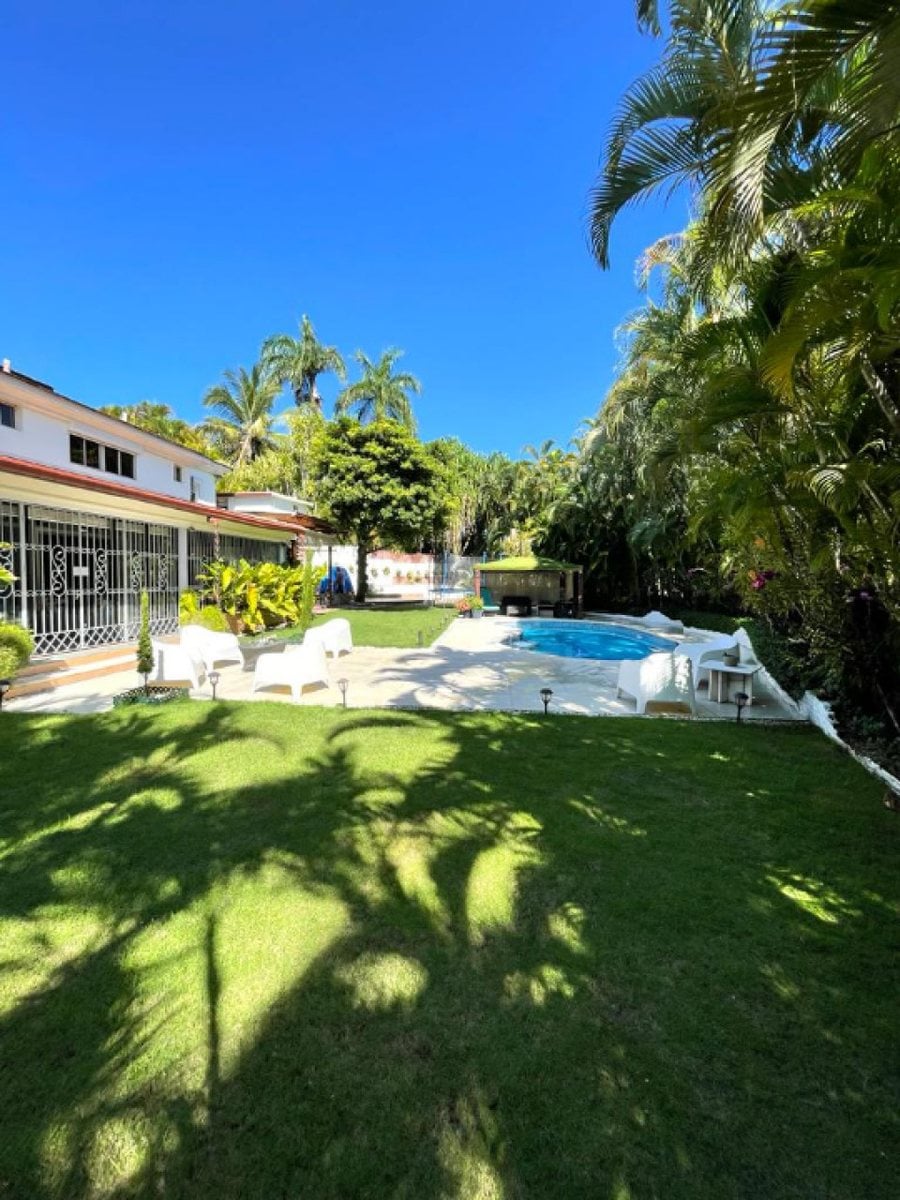 Casa de Lujo en Cuesta Hermosa II, Santo Domingo – foto 4