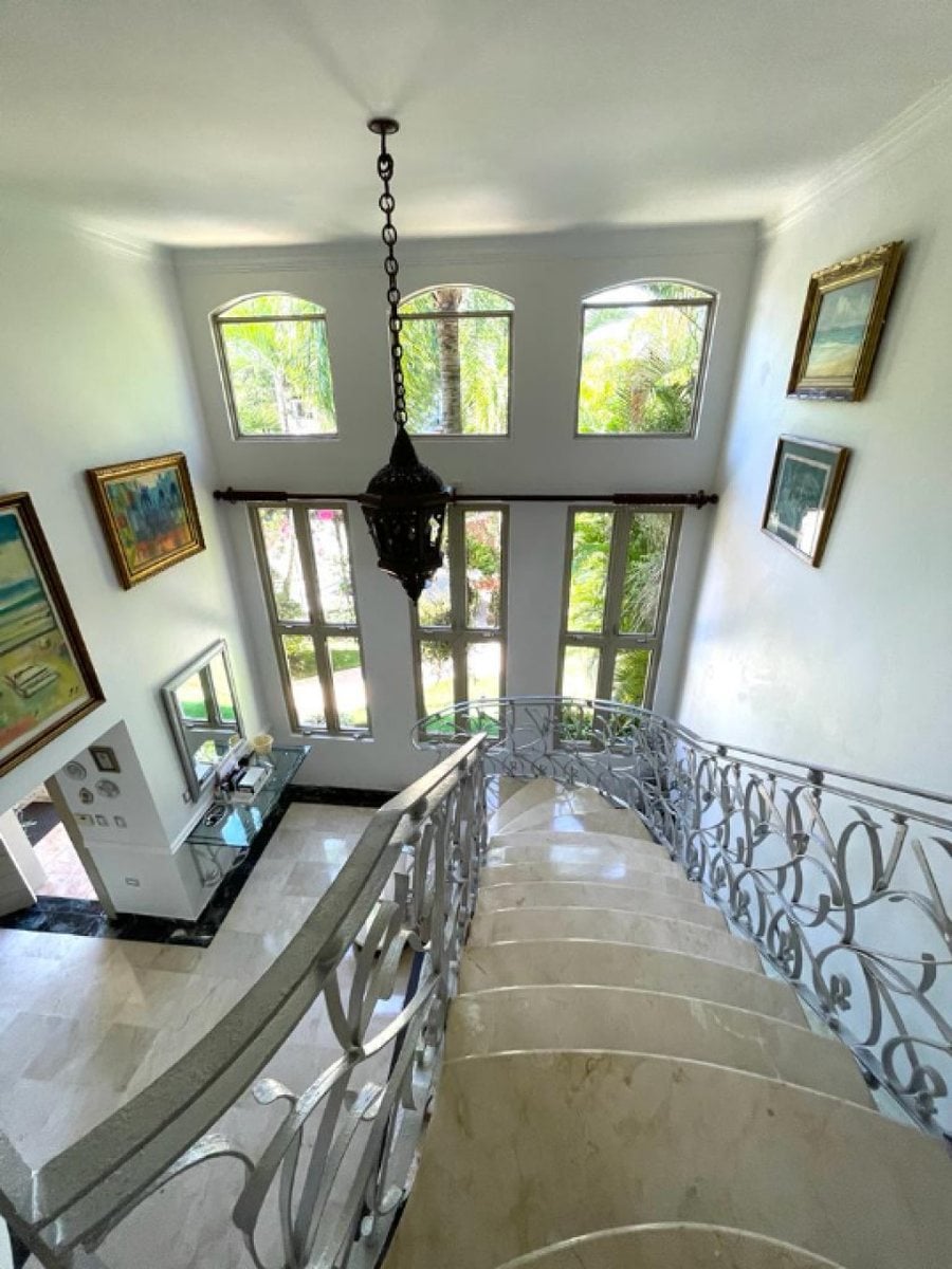 Casa de Lujo en Cuesta Hermosa II, Santo Domingo – foto 10