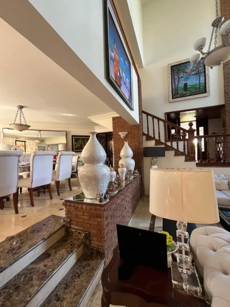 CASA EN VENTA DE LUJO EN VENTA , LAS PRADERAS D.N. – foto 2