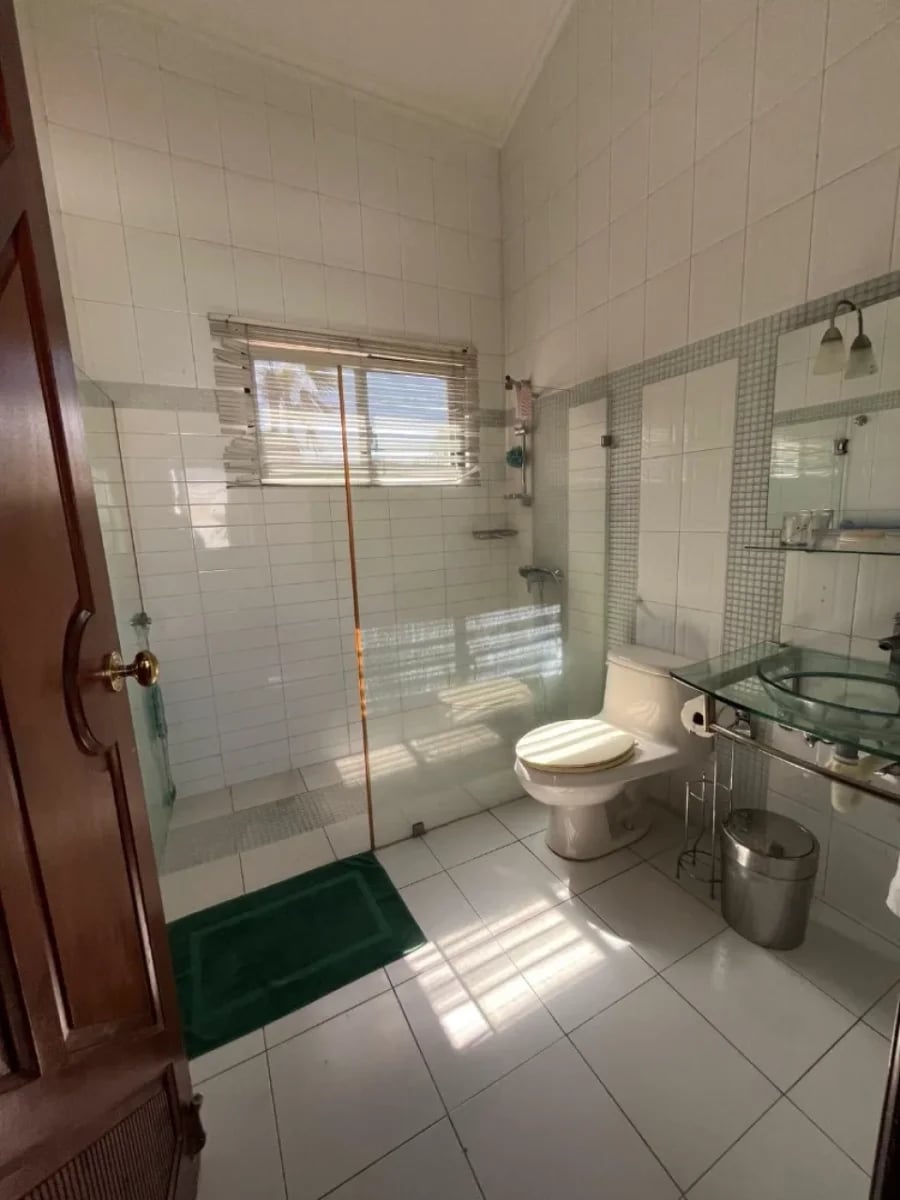 CASA EN VENTA DE LUJO EN VENTA , LAS PRADERAS D.N. – foto 7