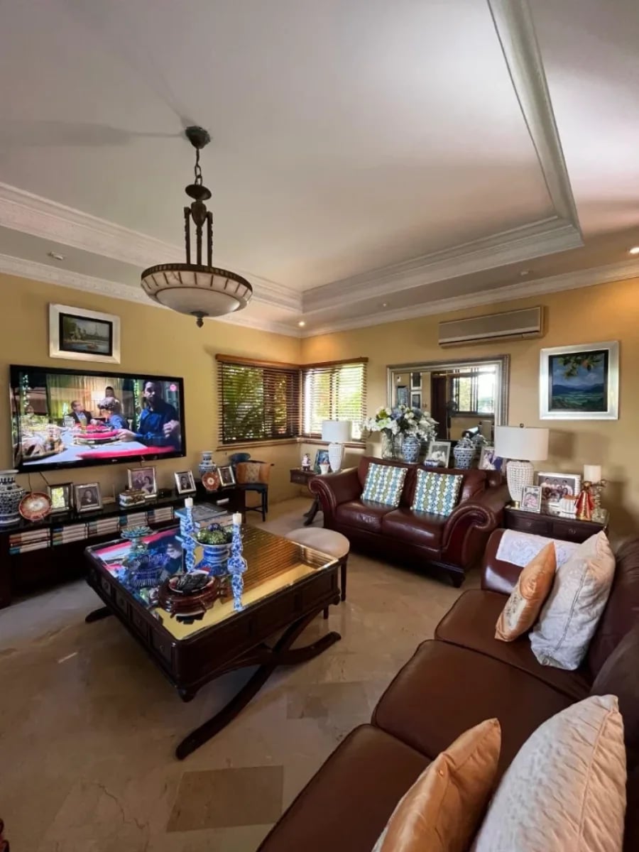 CASA EN VENTA DE LUJO EN VENTA , LAS PRADERAS D.N. – foto 3