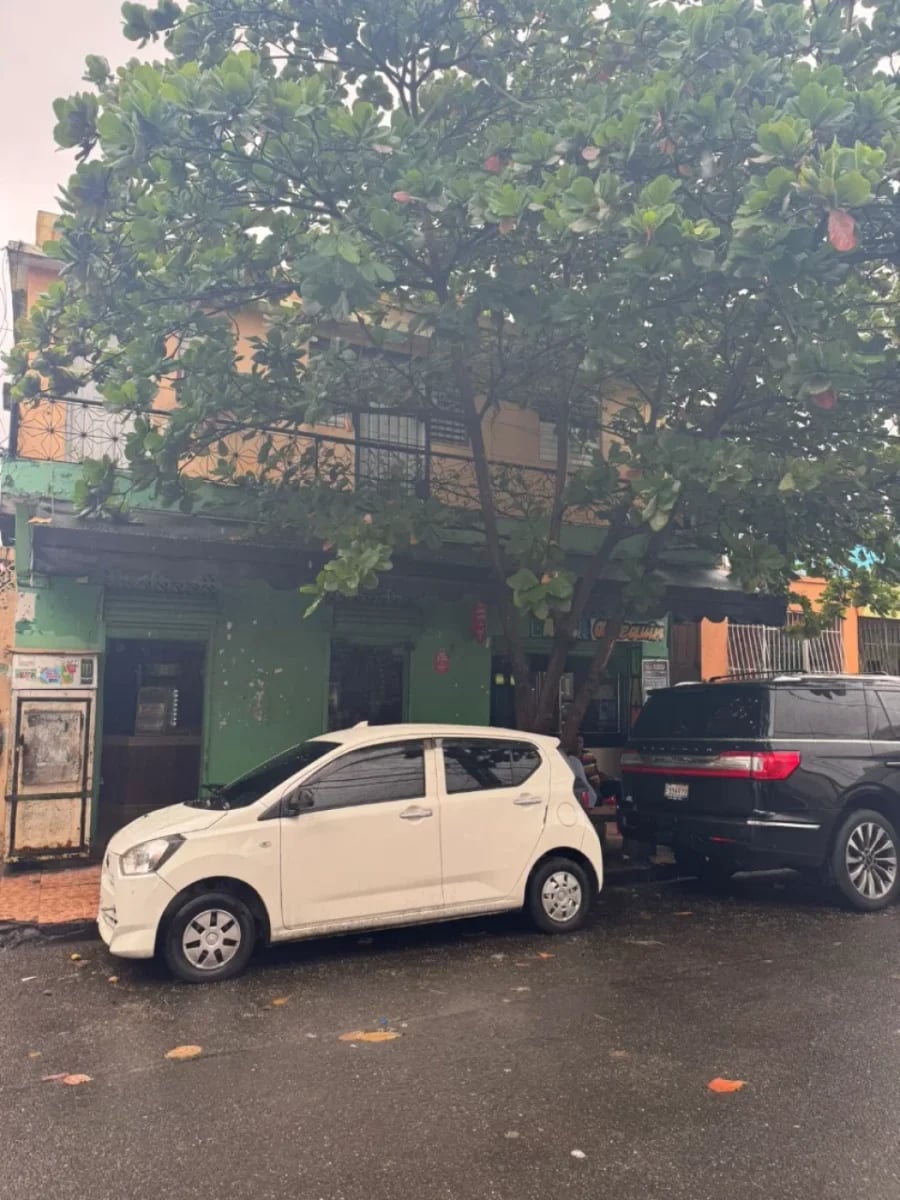 Edificio comercial en venta en Villas Agrícolas – foto 2