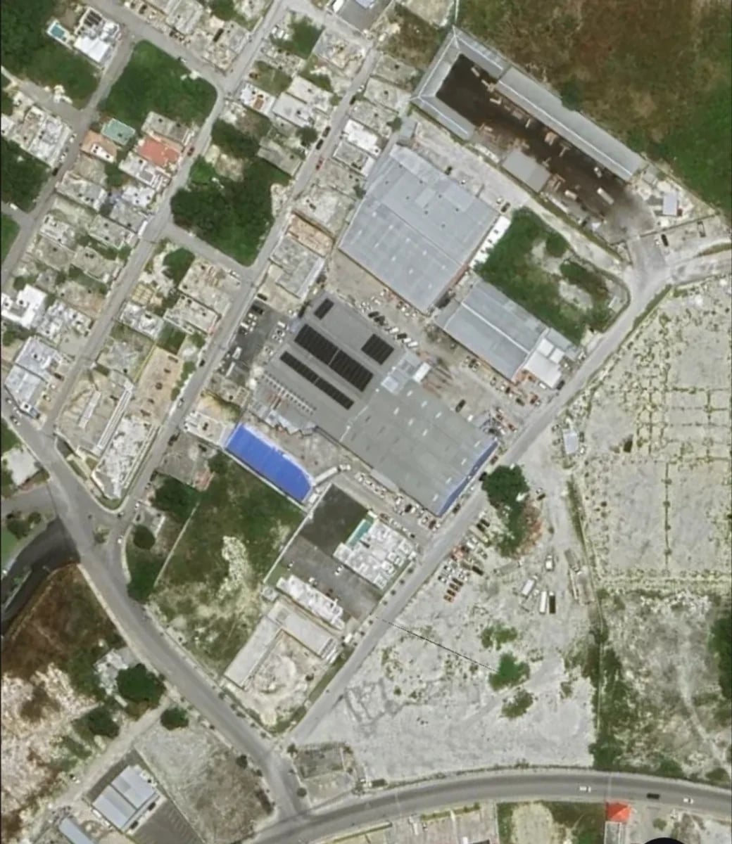 Sitio industrial en venta en Verón – foto 1