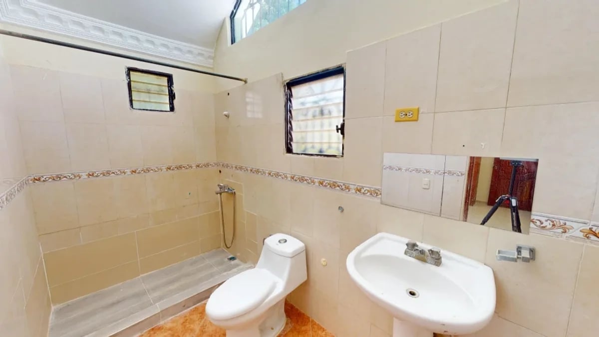 Casa de Lujo en Urbanización Lucerna, Santo Doming – foto 11