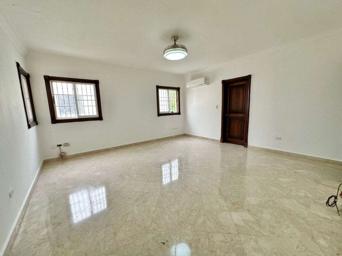 CASA EN CUESTA HERMOSA III – foto 10