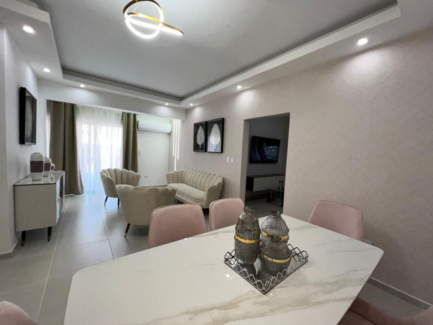 Apartamento en VENTA AMUEBLADO en ENSANCHE NACO – foto 2